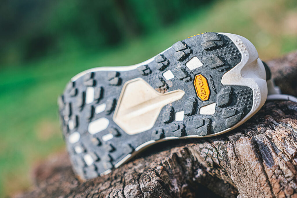 hoka-tecton-x-4-suola